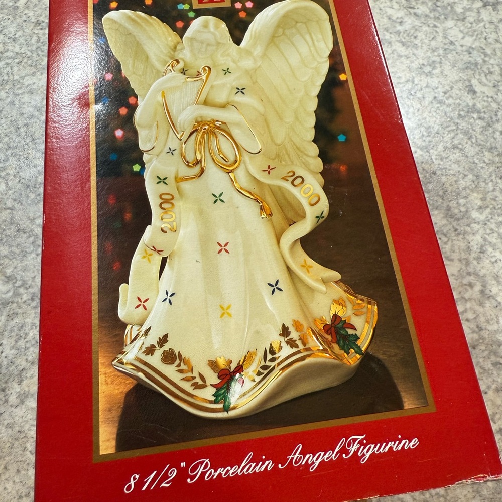 Madison Avenue - Y2K Porcelain Christmas Angel Figurine